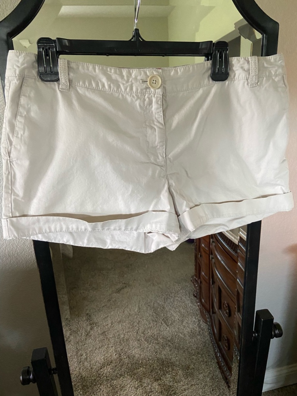 LOFT Cream Roll-Cuff Cotton Athletic Shorts